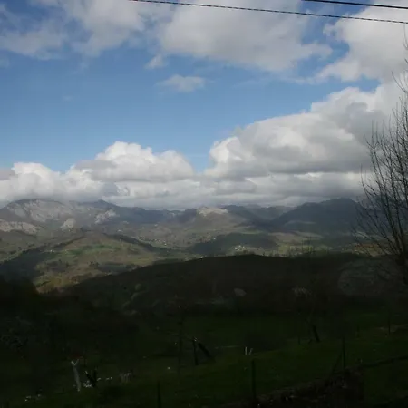 Neros De Segueencu شقة